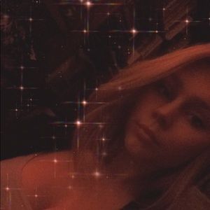 Meet your Posher, Nina